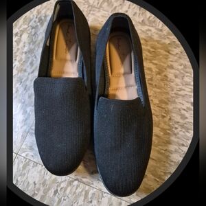 Me Too Women's Averie Black Knit Classic Comfort Slip On Loafers